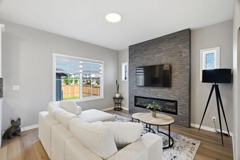 601 Reynolds Crescent SW Airdrie AB T4B5G1