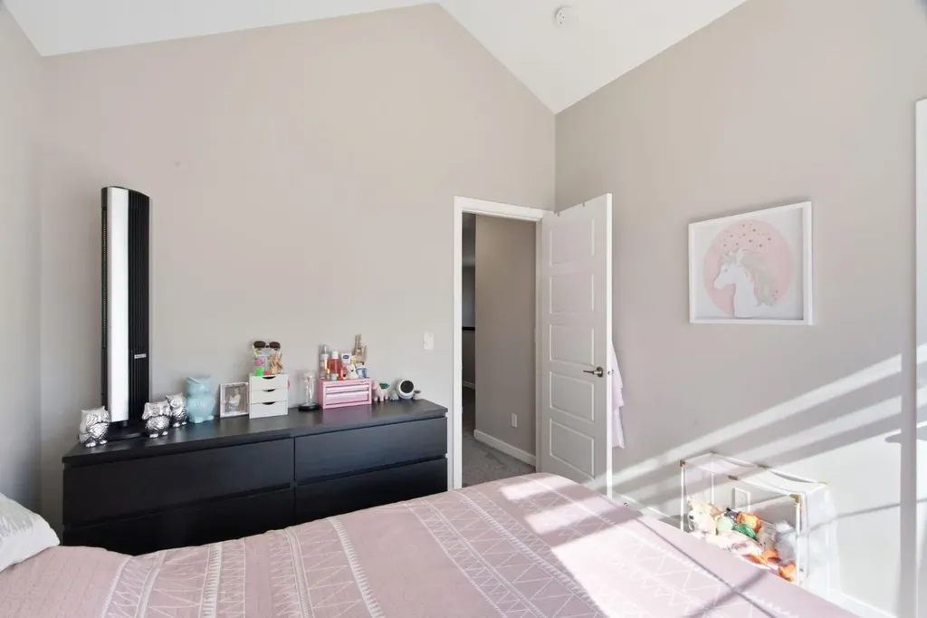 601 Reynolds Crescent SW Airdrie AB T4B5G1