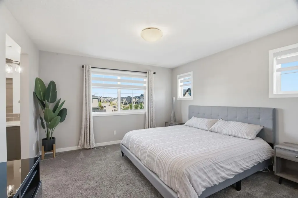 601 Reynolds Crescent SW Airdrie AB T4B5G1