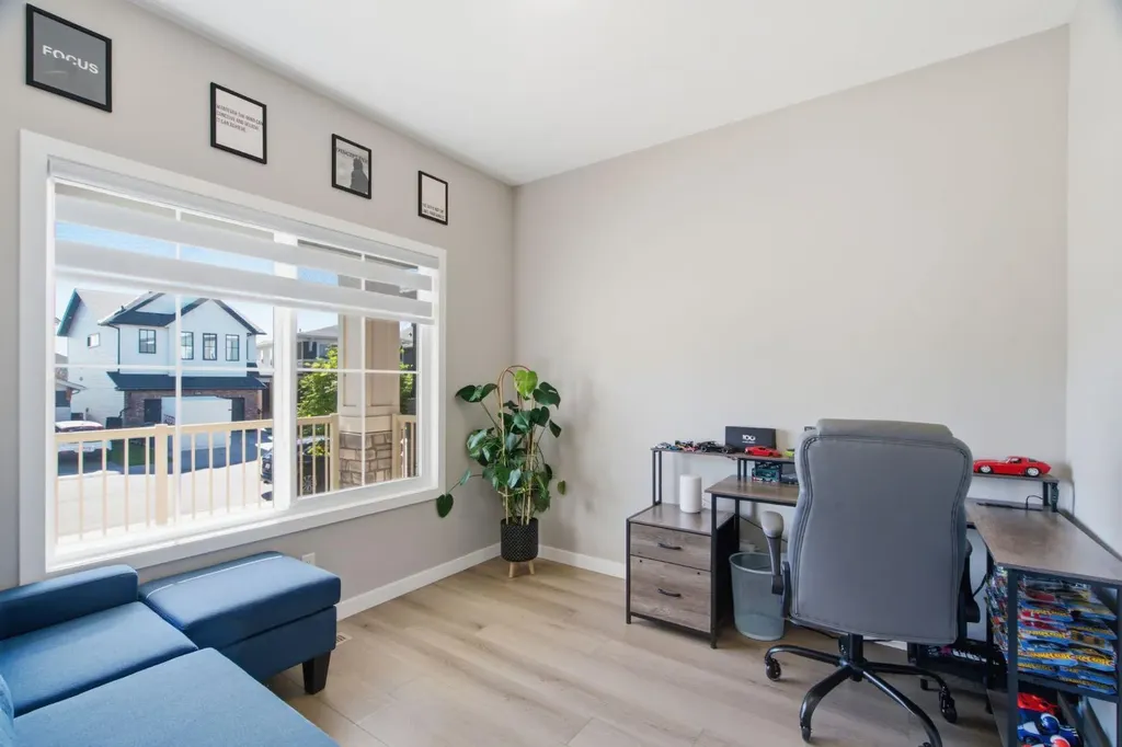 601 Reynolds Crescent SW Airdrie AB T4B5G1