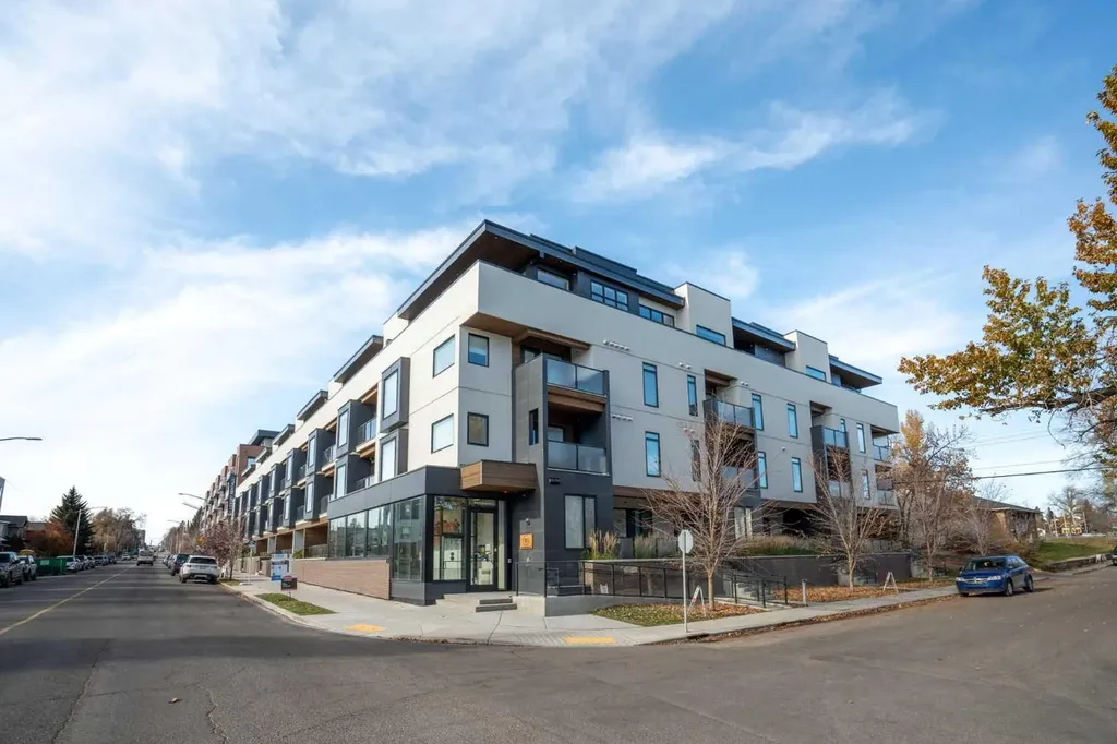 3375 15 Street SW Calgary AB T2T 4A2