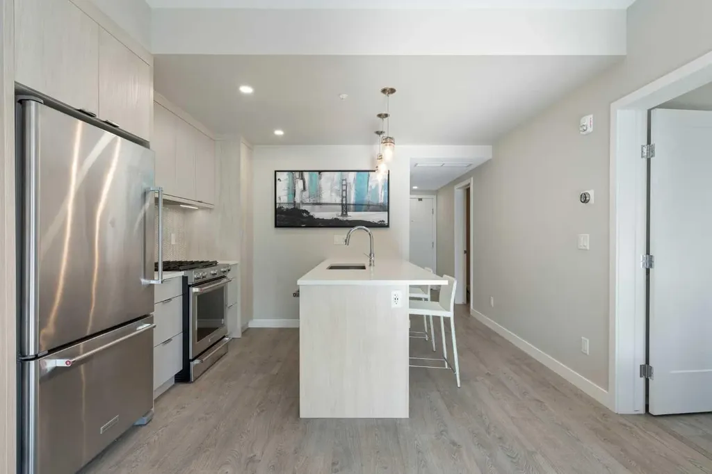 3375 15 Street SW Calgary AB T2T 4A2