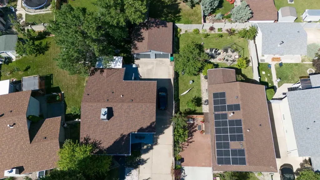 210 Ojibwa Place W Lethbridge AB T1K 5K6