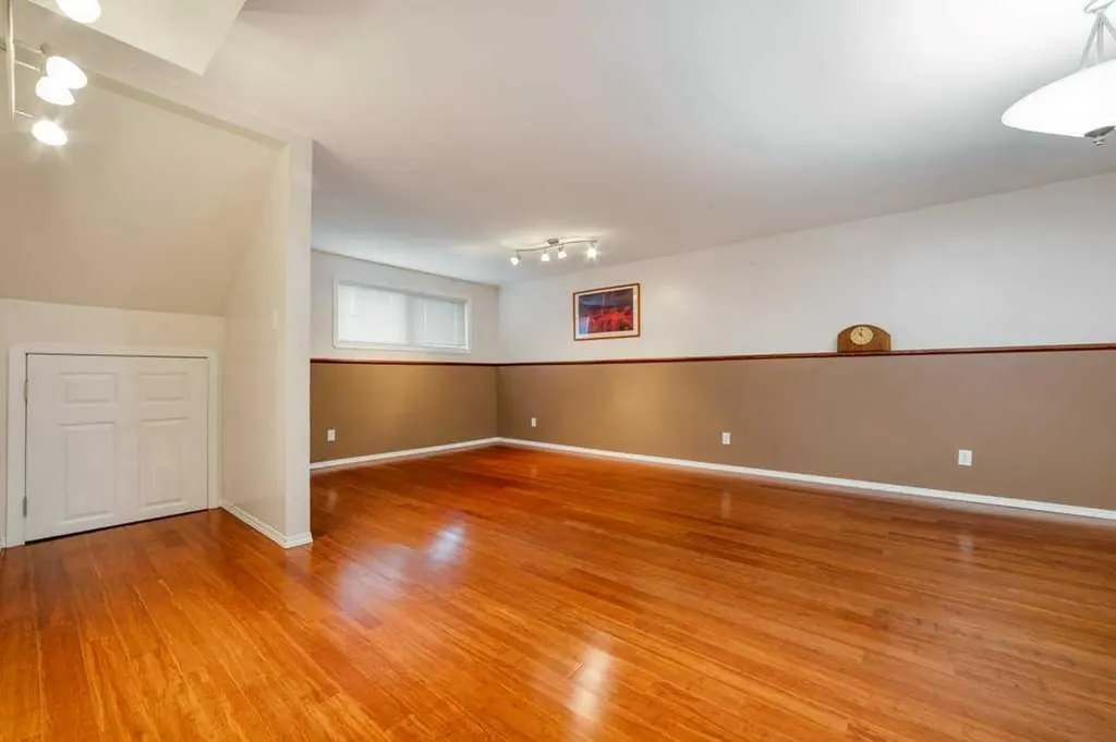 441 Edinburgh Road W Lethbridge AB T1J5A6