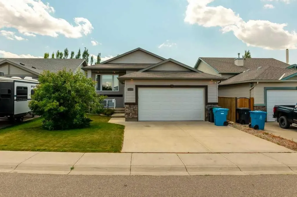 441 Edinburgh Road W Lethbridge AB T1J5A6