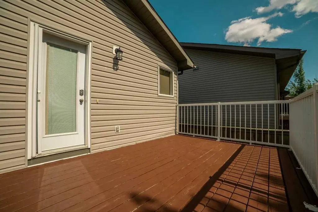 441 Edinburgh Road W Lethbridge AB T1J5A6