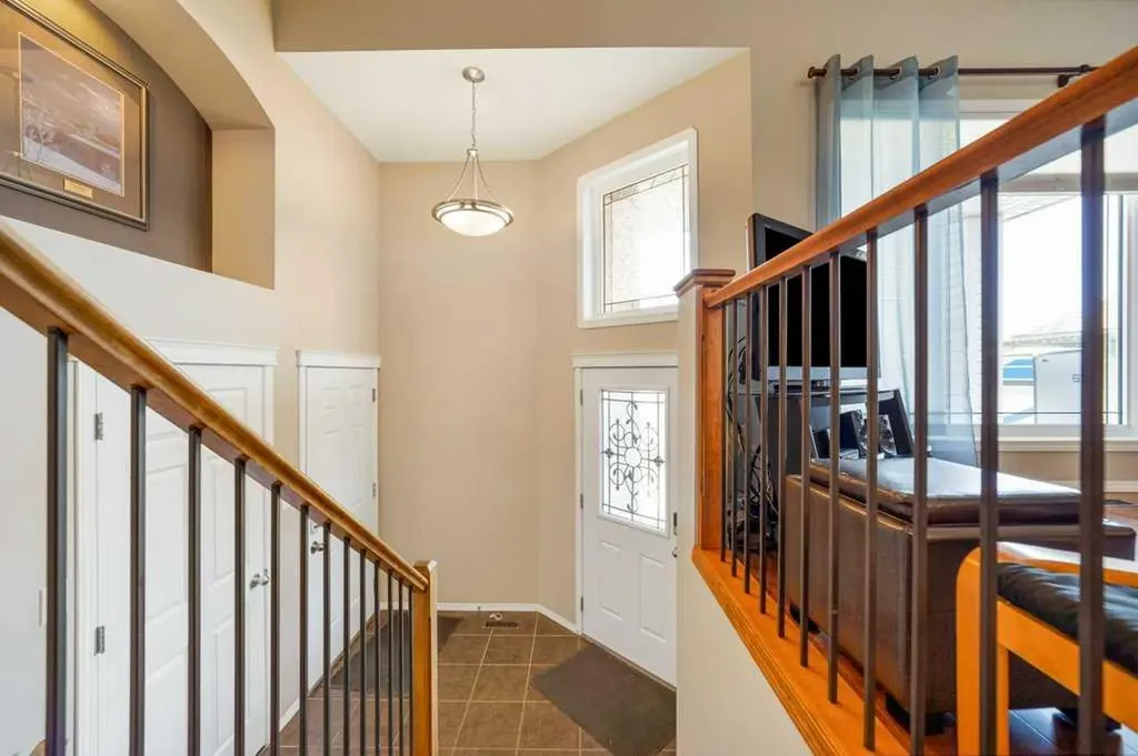 441 Edinburgh Road W Lethbridge AB T1J5A6
