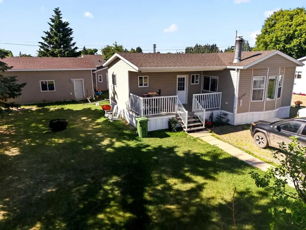 10201 104 Avenue La Crete AB T0H 2H0