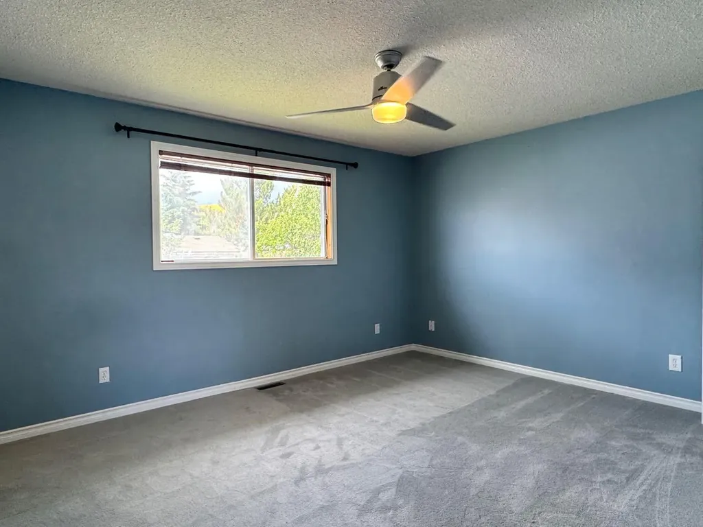 11300 110 Avenue Crescent Fairview AB T0H 1L0