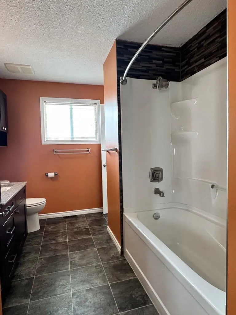 11300 110 Avenue Crescent Fairview AB T0H 1L0