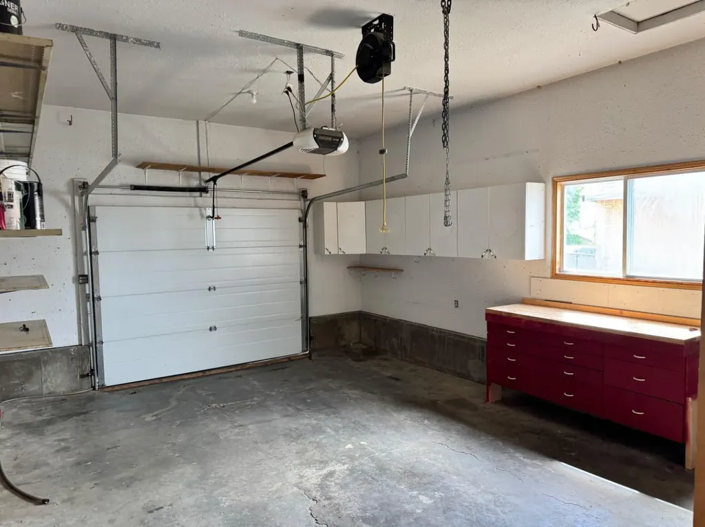 11300 110 Avenue Crescent Fairview AB T0H 1L0