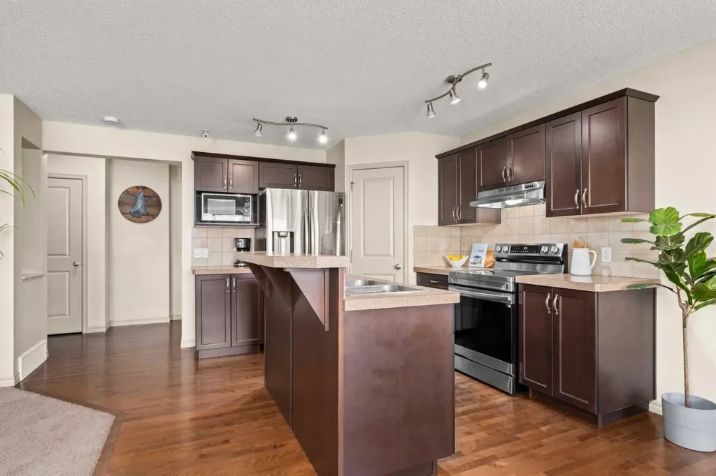 277 Brightonwoods Gardens SE Calgary AB T2Z 0T4