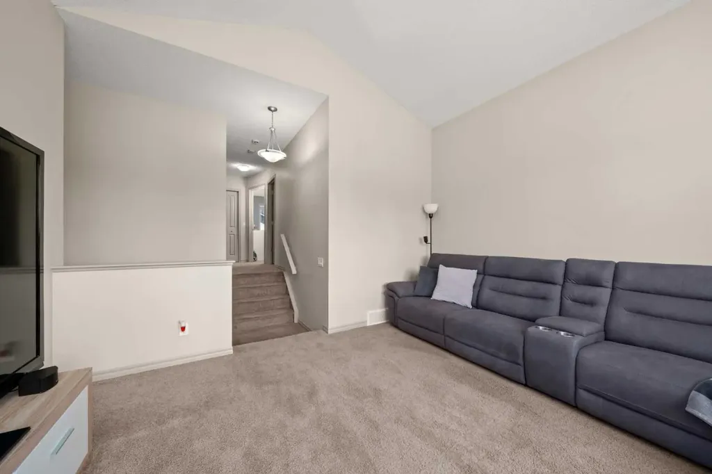 277 Brightonwoods Gardens SE Calgary AB T2Z 0T4