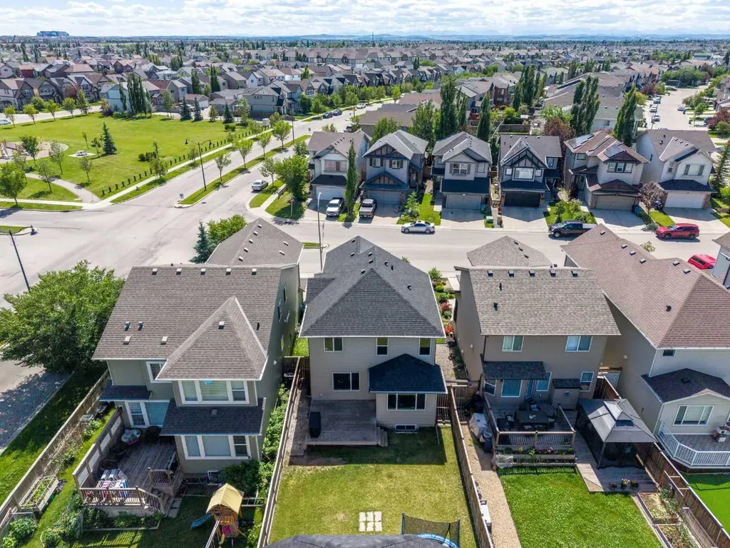 277 Brightonwoods Gardens SE Calgary AB T2Z 0T4