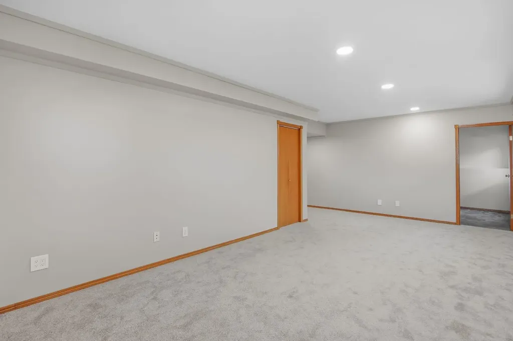 51 Duston Street Red Deer AB T4R 2K4