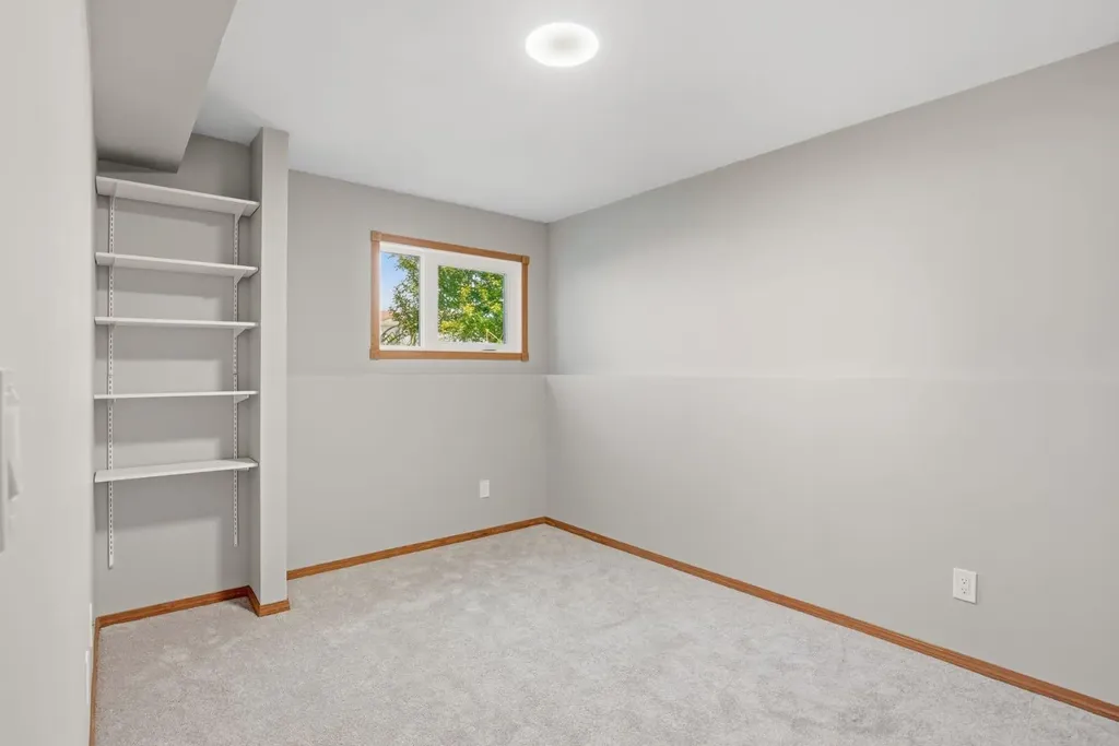 51 Duston Street Red Deer AB T4R 2K4