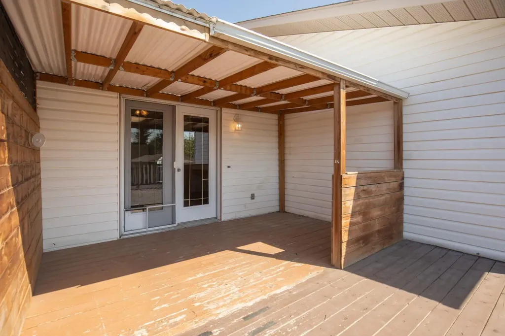 51 Duston Street Red Deer AB T4R 2K4