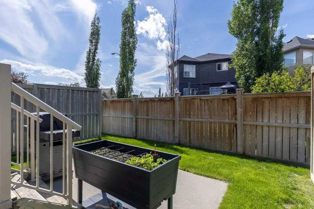 9 Citadel Point NW Calgary AB T3G 5L2