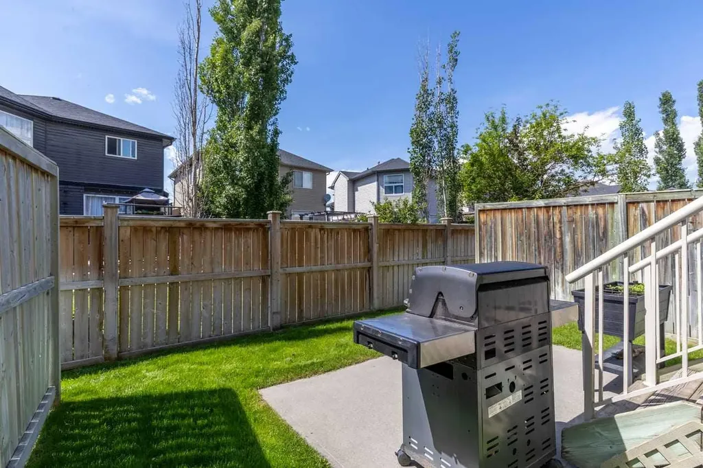 9 Citadel Point NW Calgary AB T3G 5L2