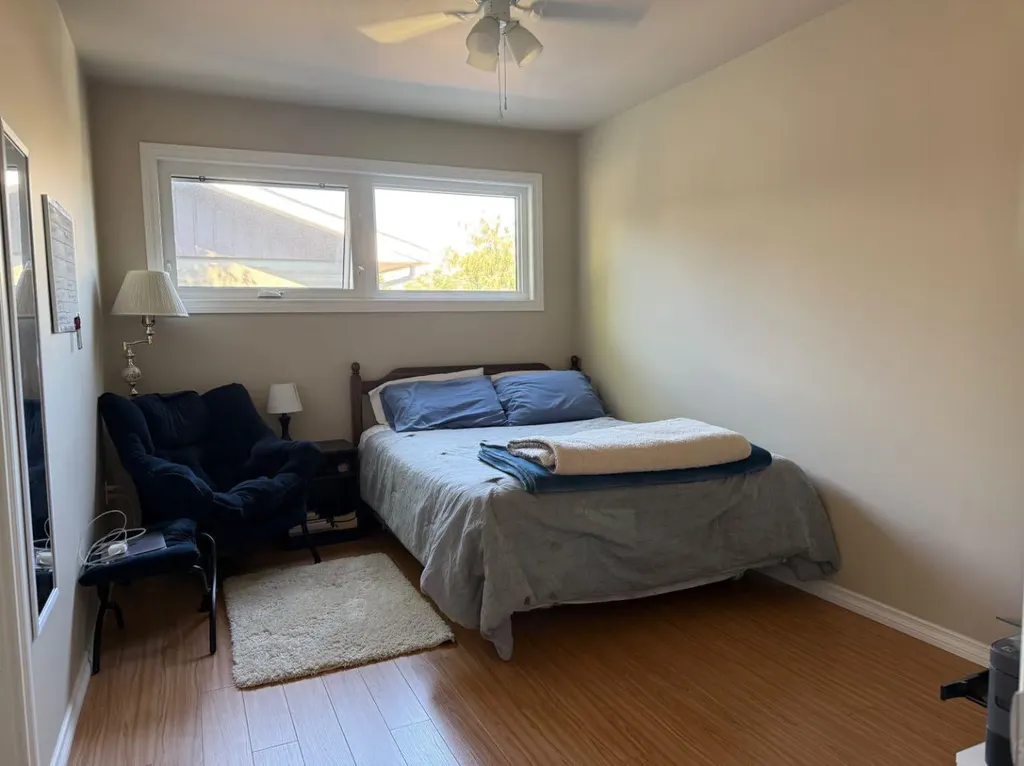 422 15 Street E Drumheller AB T0J0Y5