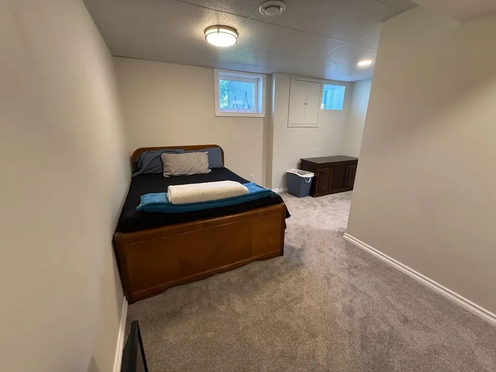 422 15 Street E Drumheller AB T0J0Y5