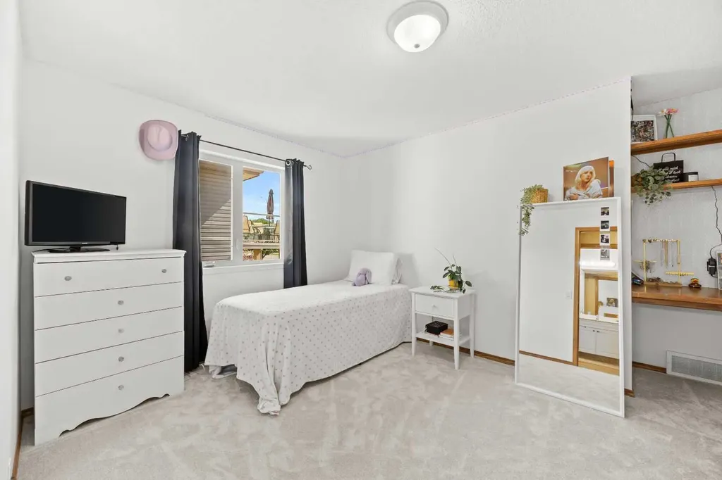 315 Rocky Ridge Bay NW Calgary AB T3G 4H8