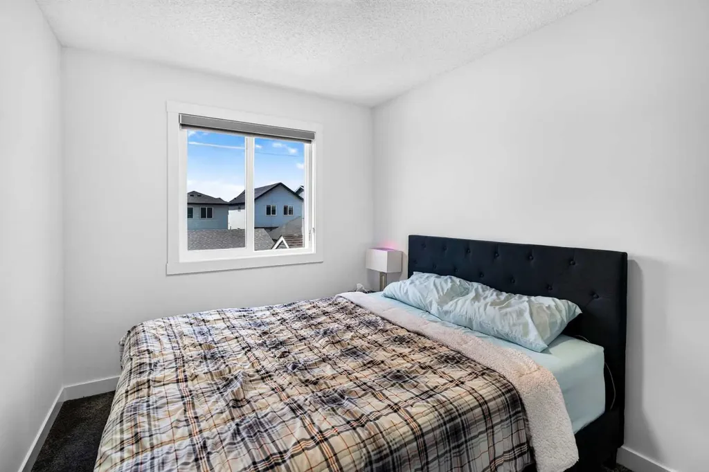 227 Chinook Gate Boulevard SW Airdrie AB T4B 5J4