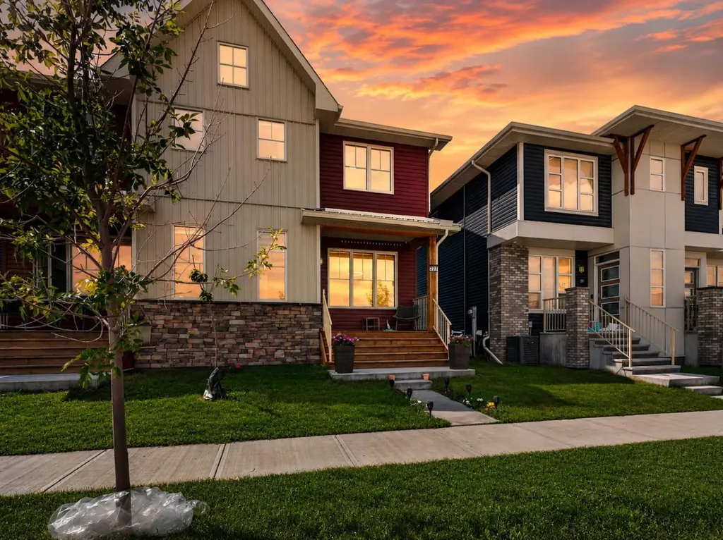 227 Chinook Gate Boulevard SW Airdrie AB T4B 5J4
