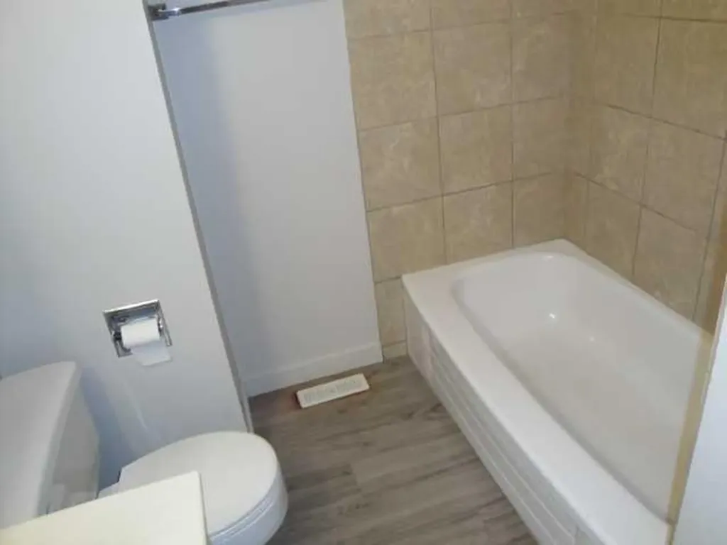 39 Meadowlark Boulevard N Lethbridge AB T1H 4R4