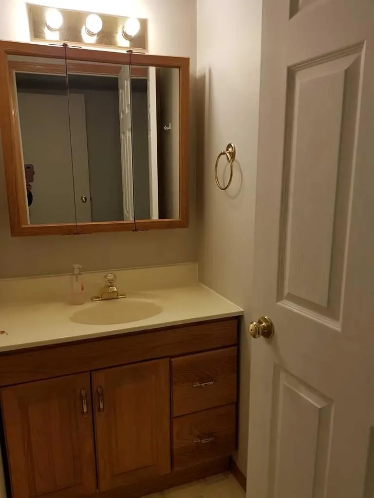 39 Meadowlark Boulevard N Lethbridge AB T1H 4R4