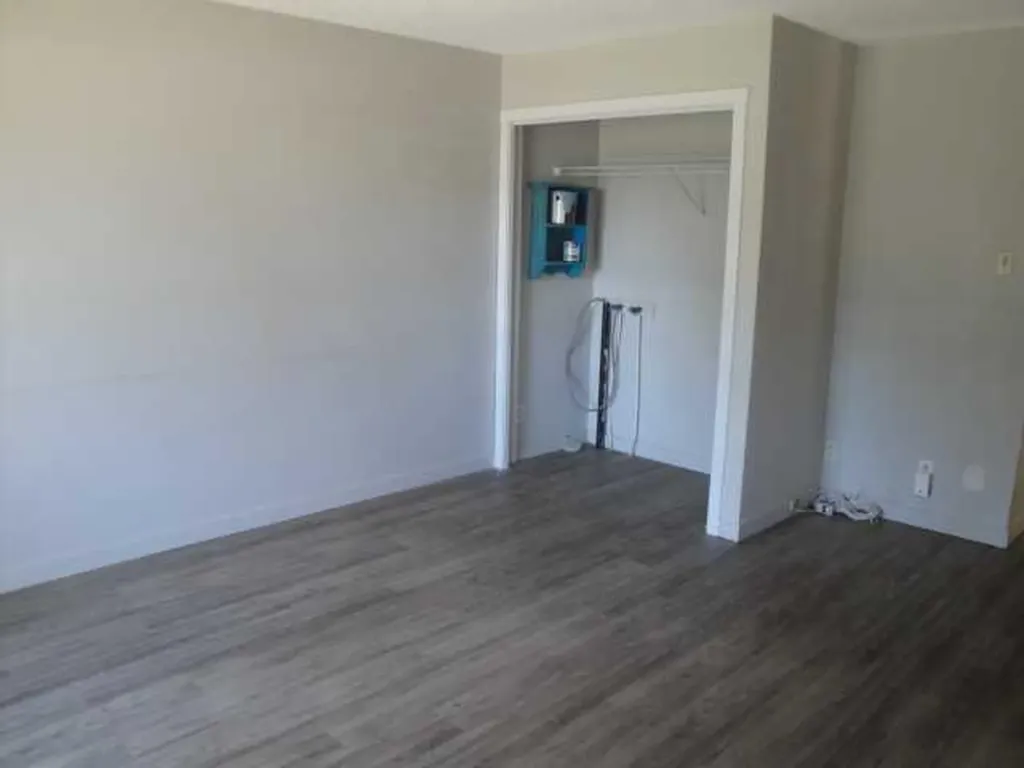 39 Meadowlark Boulevard N Lethbridge AB T1H 4R4