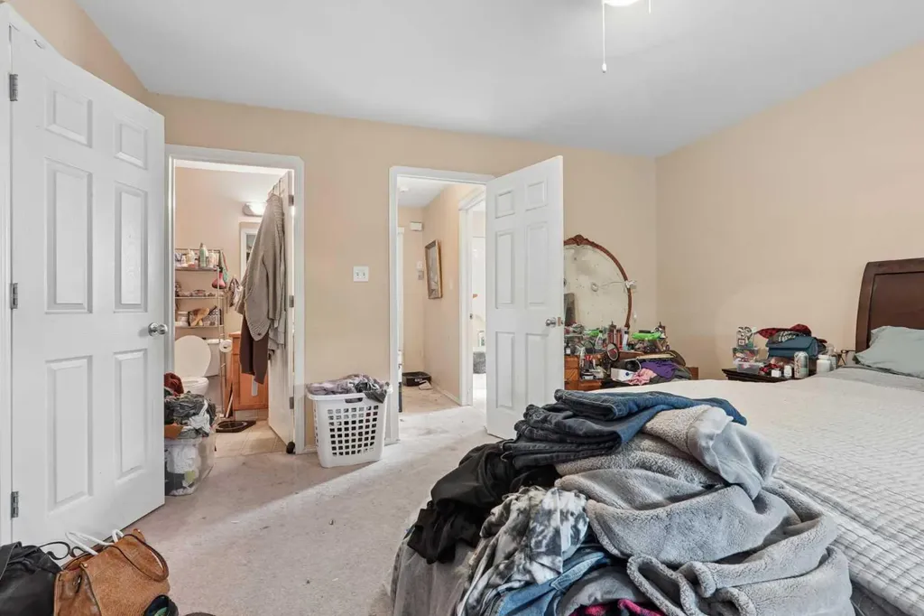 84 Aberdeen Road W Lethbridge AB T1J 4Z2