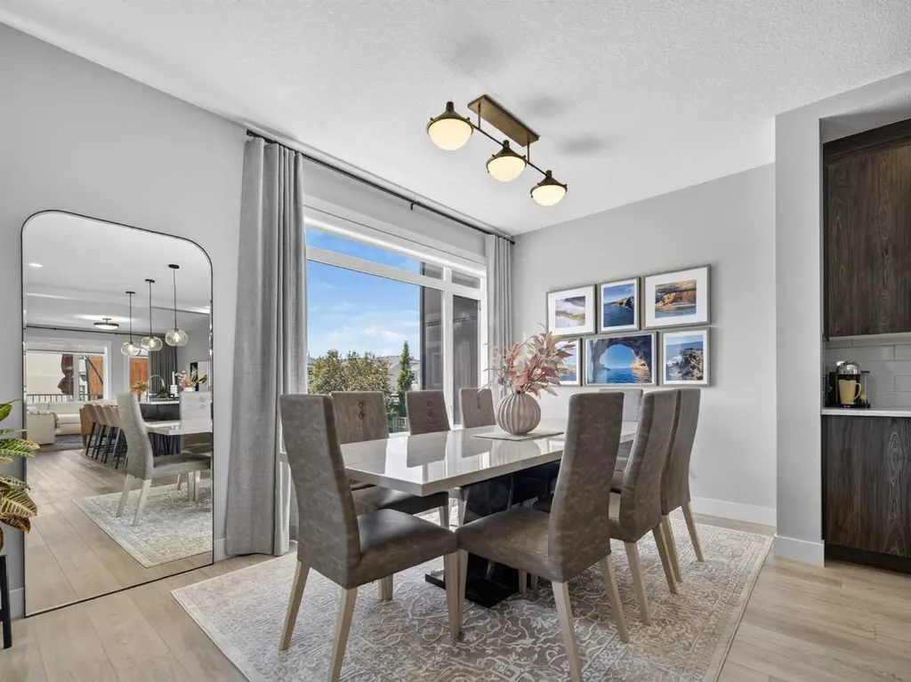307 Royal Elm Road NW Calgary AB T3G 0G8