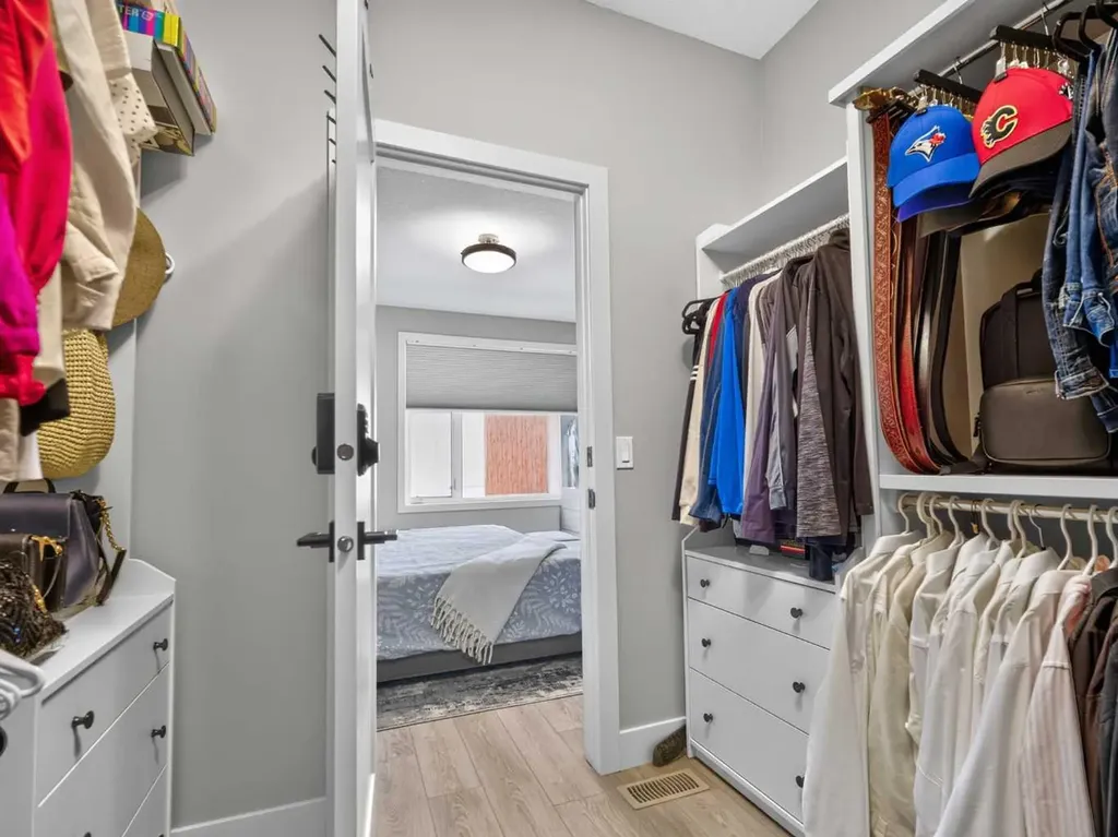 307 Royal Elm Road NW Calgary AB T3G 0G8