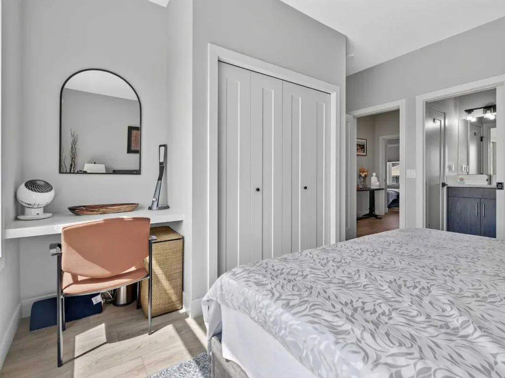307 Royal Elm Road NW Calgary AB T3G 0G8