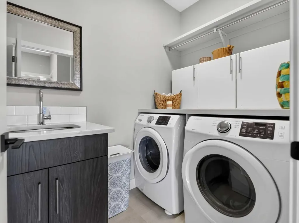 307 Royal Elm Road NW Calgary AB T3G 0G8