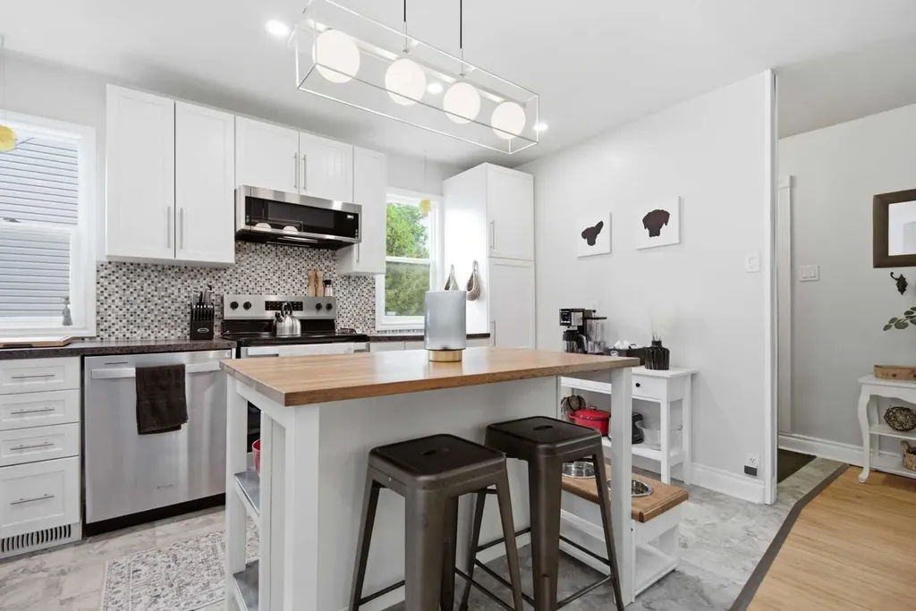 188 Tamarac Boulevard Springbrook AB T4S 1V7