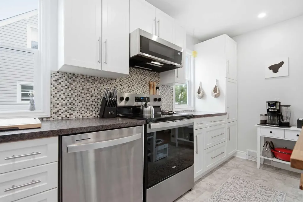 188 Tamarac Boulevard Springbrook AB T4S 1V7