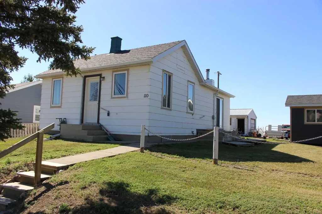 110 Jamieson Avenue Picture Butte AB T0K 1V0