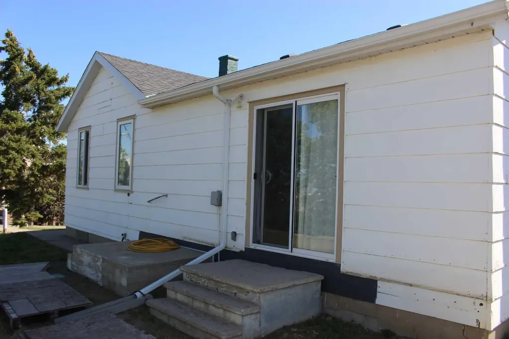 110 Jamieson Avenue Picture Butte AB T0K 1V0