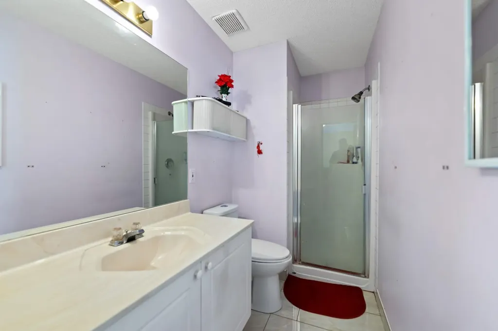 221 Tarington Close NE Calgary AB T3J3V7