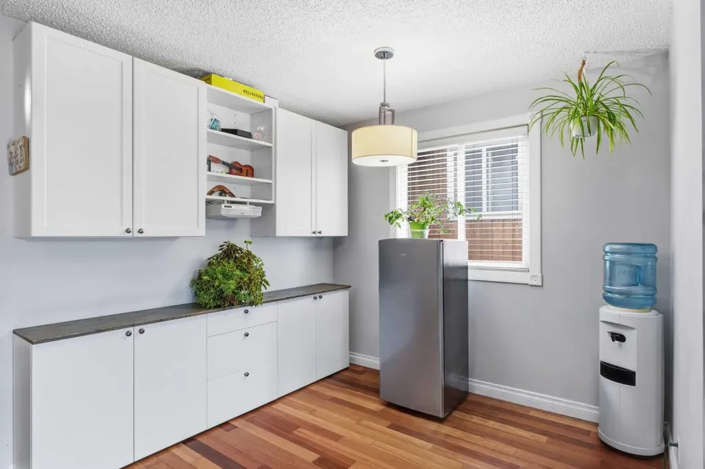4227 49 Street NE Calgary AB T1Y 4T6