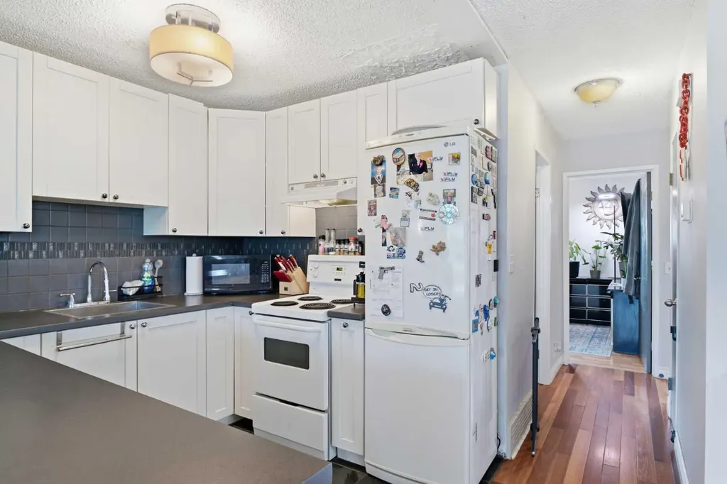 4227 49 Street NE Calgary AB T1Y 4T6