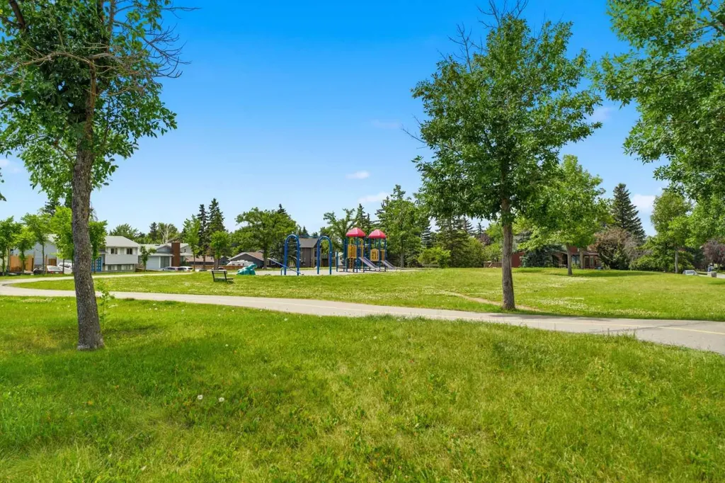 4227 49 Street Calgary AB T1Y 4T6