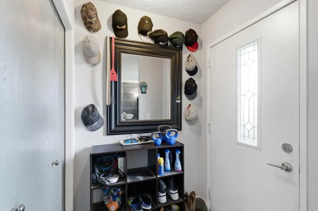 4227 49 Street NE Calgary AB T1Y 4T6