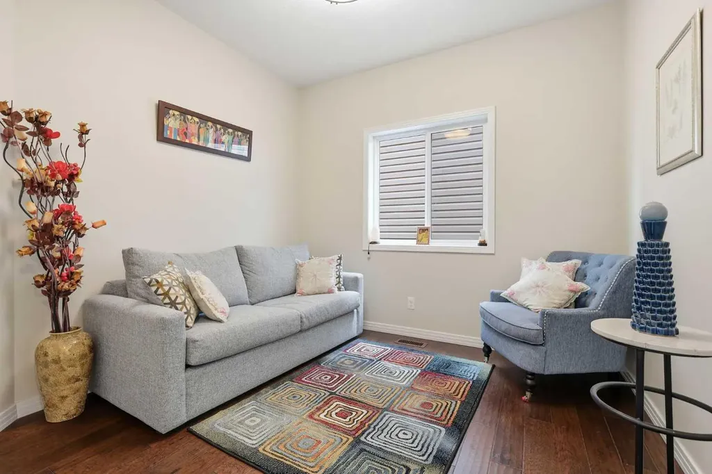 7 Auburn Crest Way SE Calgary AB T3M 1T8