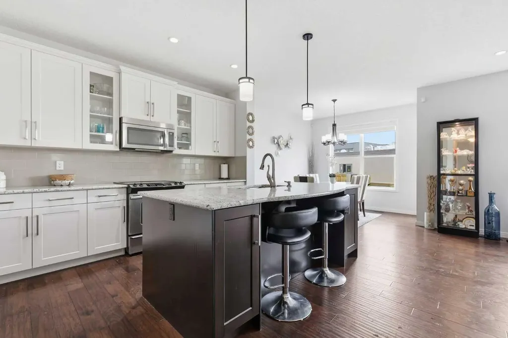 7 Auburn Crest Way SE Calgary AB T3M 1T8