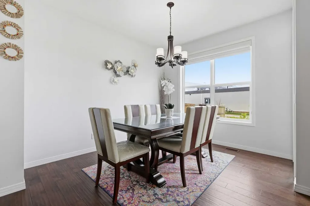 7 Auburn Crest Way SE Calgary AB T3M 1T8