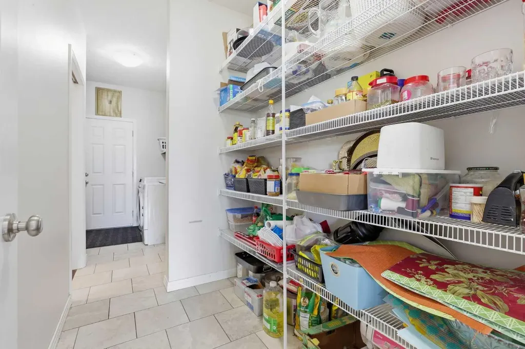 7 Auburn Crest Way SE Calgary AB T3M 1T8