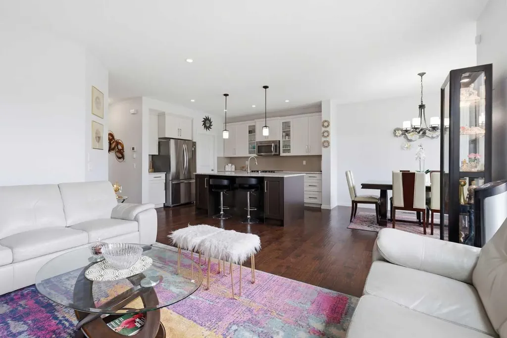 7 Auburn Crest Way SE Calgary AB T3M 1T8
